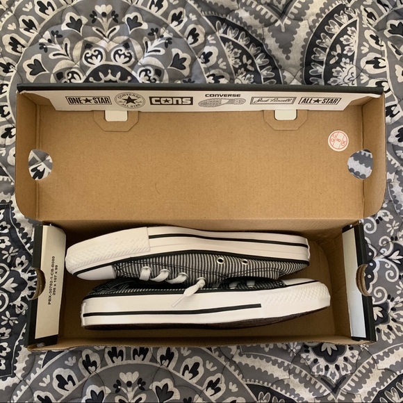 New converse - Picture 2 of 3